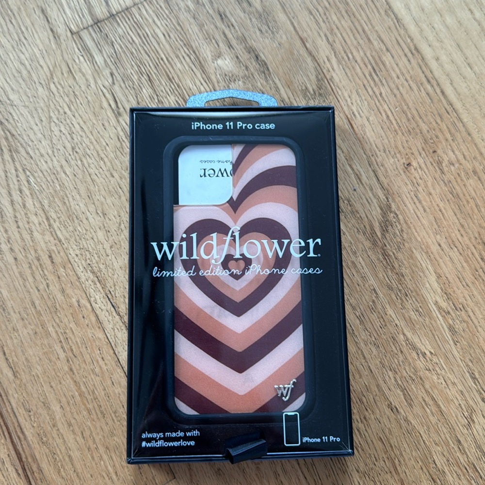 Brown heart Wild flower case